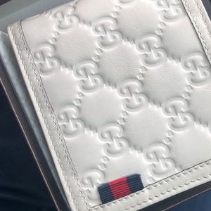 Gucci Men’s Wallet in Cream